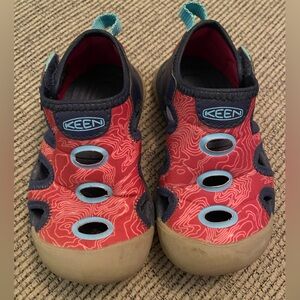 KEEN Kids' Pink and Navy Water Shoes